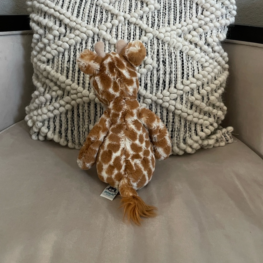 Jellycat Bashful Giraffe Stuffed Animal 12" - Picture 6 of 8